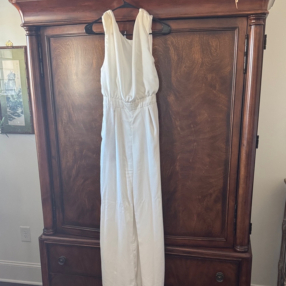 DO+BE Classic White Jumpsuit (missing button)